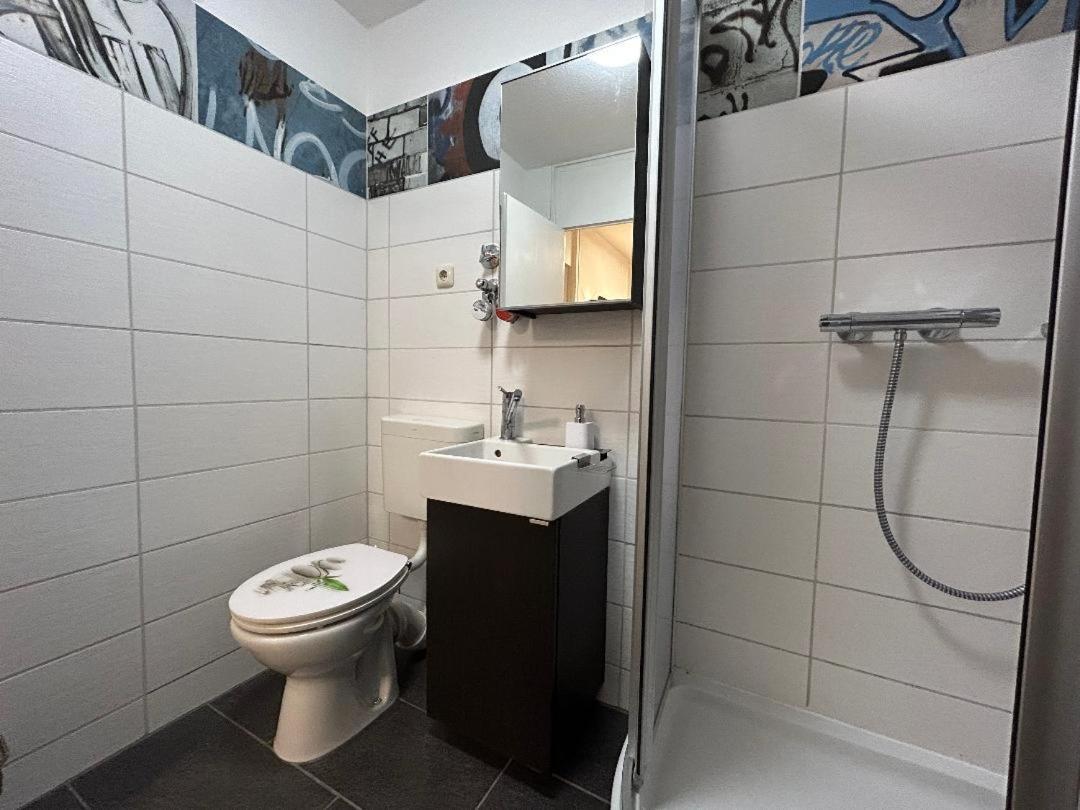 Gemuetliches Helles Apartment Mit Balkon Und Parkplatz Vor Der Tuer Im Zentrum Von Μπαϊρόιτ Εξωτερικό φωτογραφία