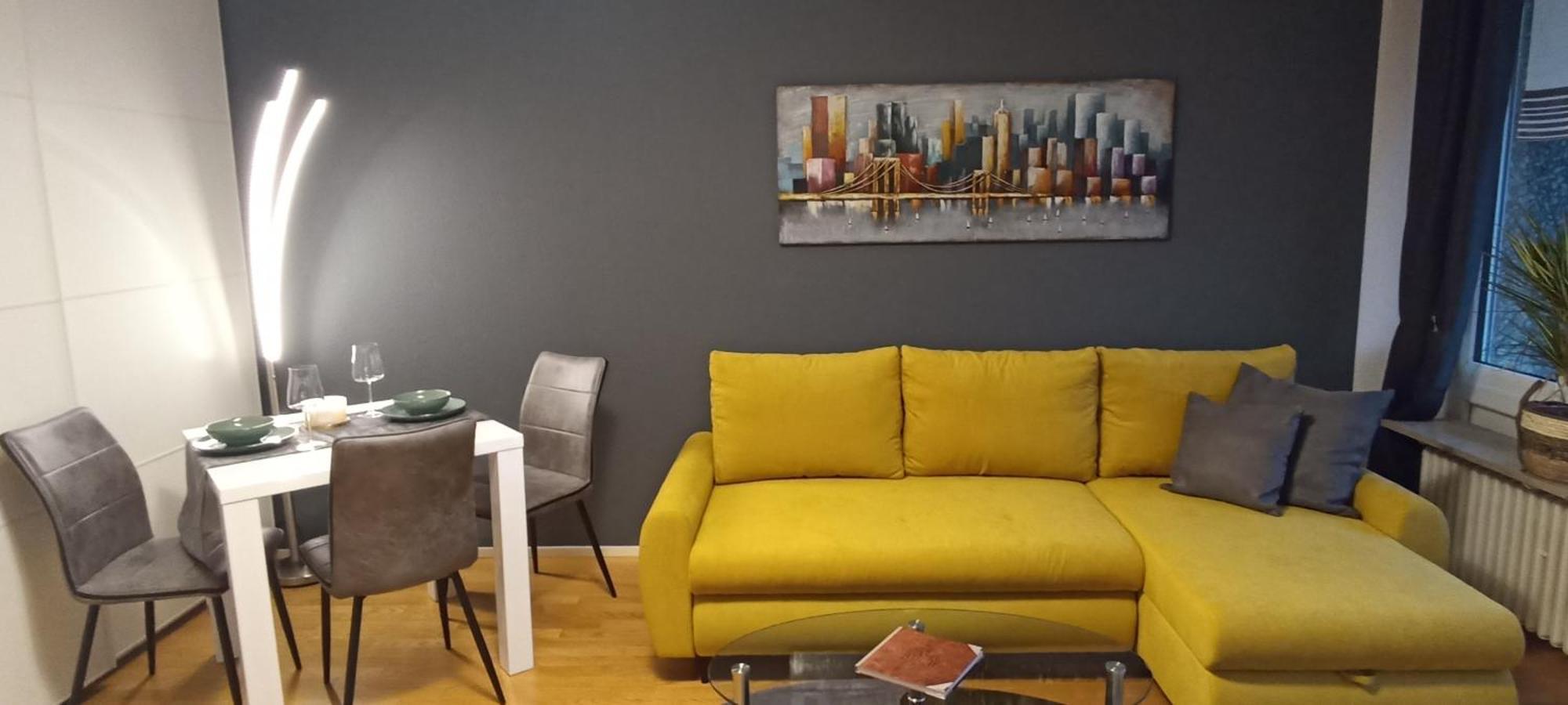 Gemuetliches Helles Apartment Mit Balkon Und Parkplatz Vor Der Tuer Im Zentrum Von Μπαϊρόιτ Εξωτερικό φωτογραφία