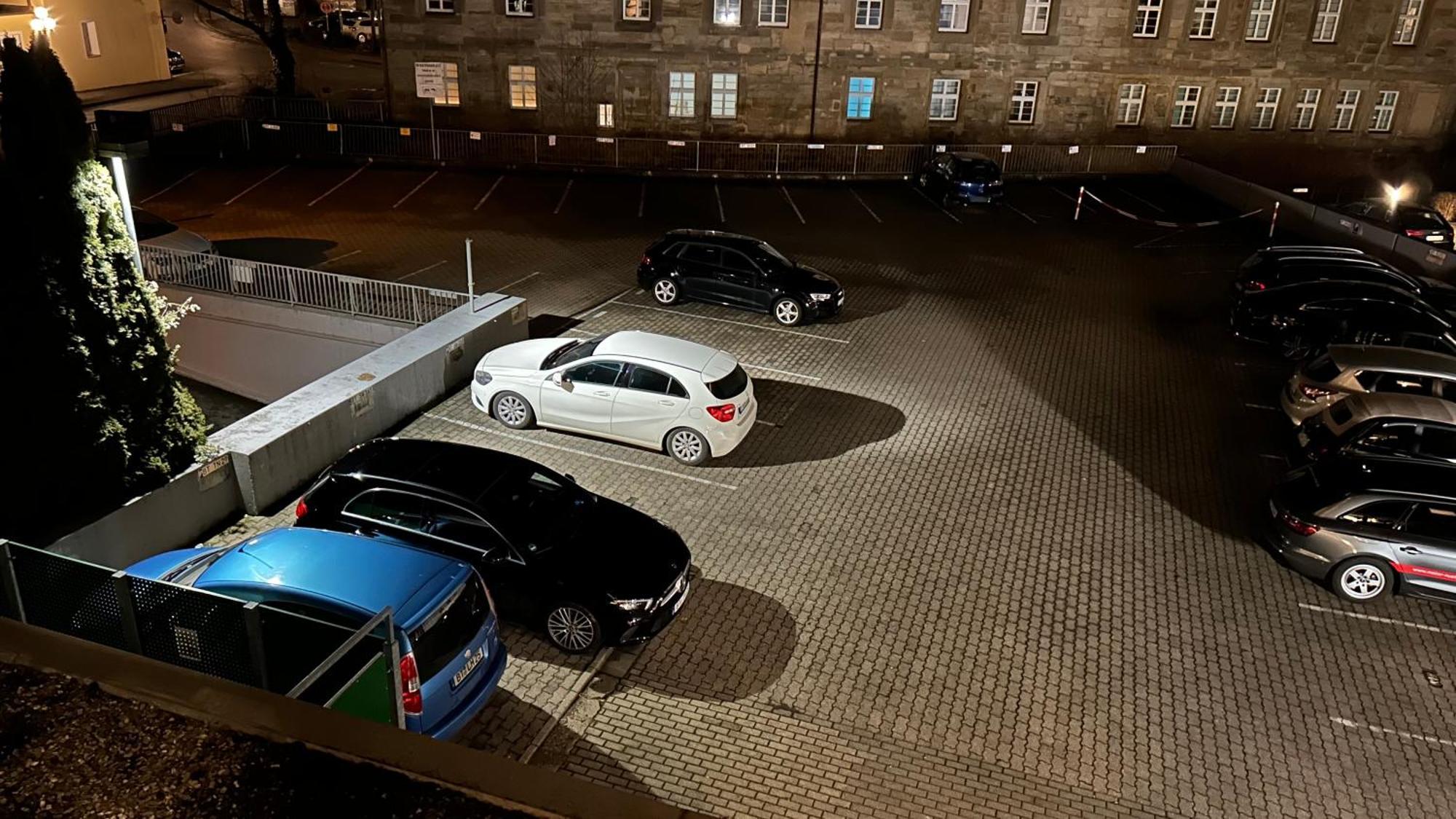 Gemuetliches Helles Apartment Mit Balkon Und Parkplatz Vor Der Tuer Im Zentrum Von Μπαϊρόιτ Εξωτερικό φωτογραφία
