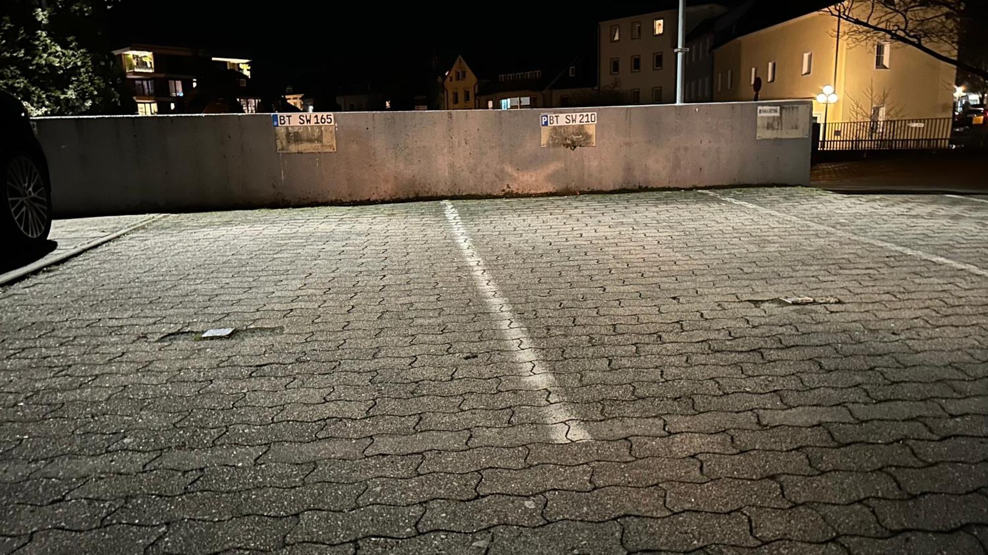 Gemuetliches Helles Apartment Mit Balkon Und Parkplatz Vor Der Tuer Im Zentrum Von Μπαϊρόιτ Εξωτερικό φωτογραφία